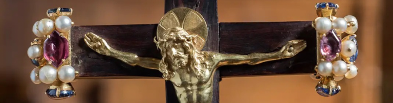 Inauguration du sanctuaire de la Vraie Croix d’Anjou : un trésor patrimonial accessible à tous