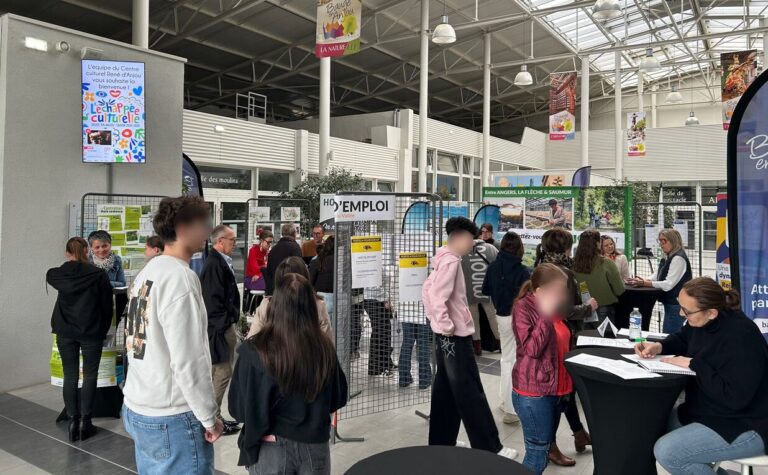Baugé-en-Anjou. Plus de 170 jeunes au forum « Trouve ton job d’été »